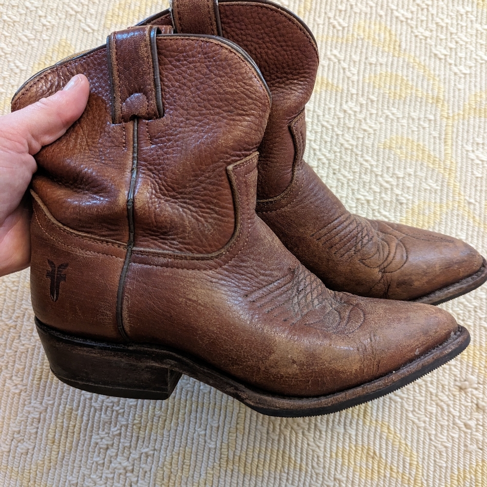 Frye Billie Short Bootie